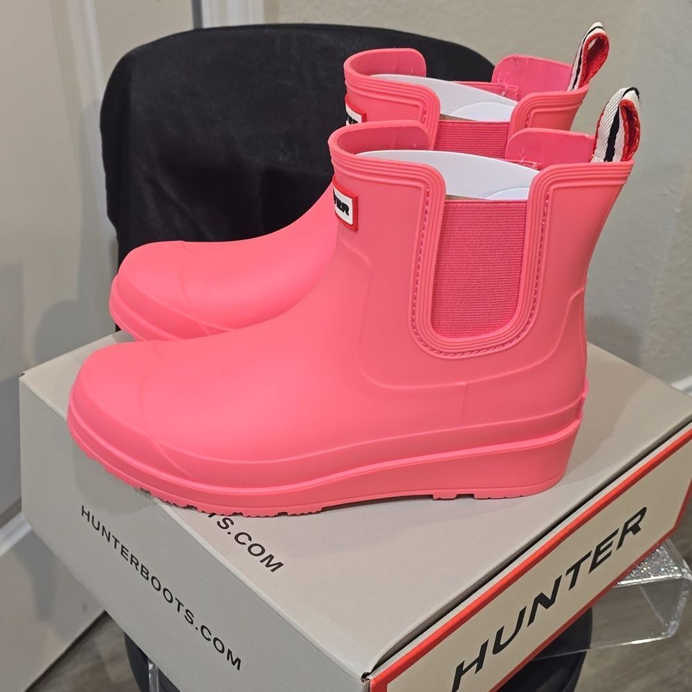 Hunter Tabitha Chelsea Waterproof Rain Boots- Medium Pink - Picture 8 of 11